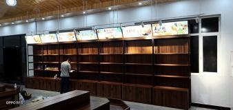 展柜加工厂 从眼镜柜台到水吧展台的一站式定制专家